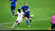 chiellini-saka.gif